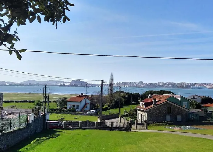 Дом отдыха Casa Acogedora Con Vistas Al Mar Педренья